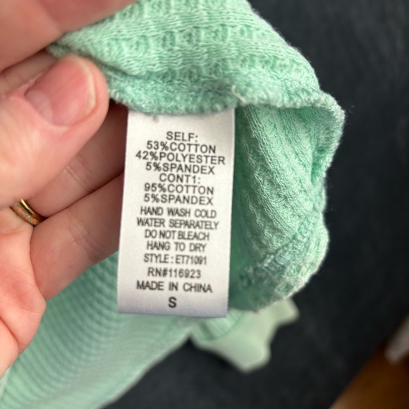 NWT Easel Los Angeles Light Blue Oversized Long Sleeve Waffle Peace tee sz Small - Picture 7 of 11